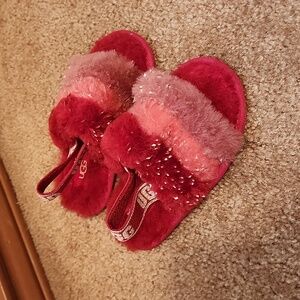 UGG T Fluff Yeah Metallic Sparkle Slippers
